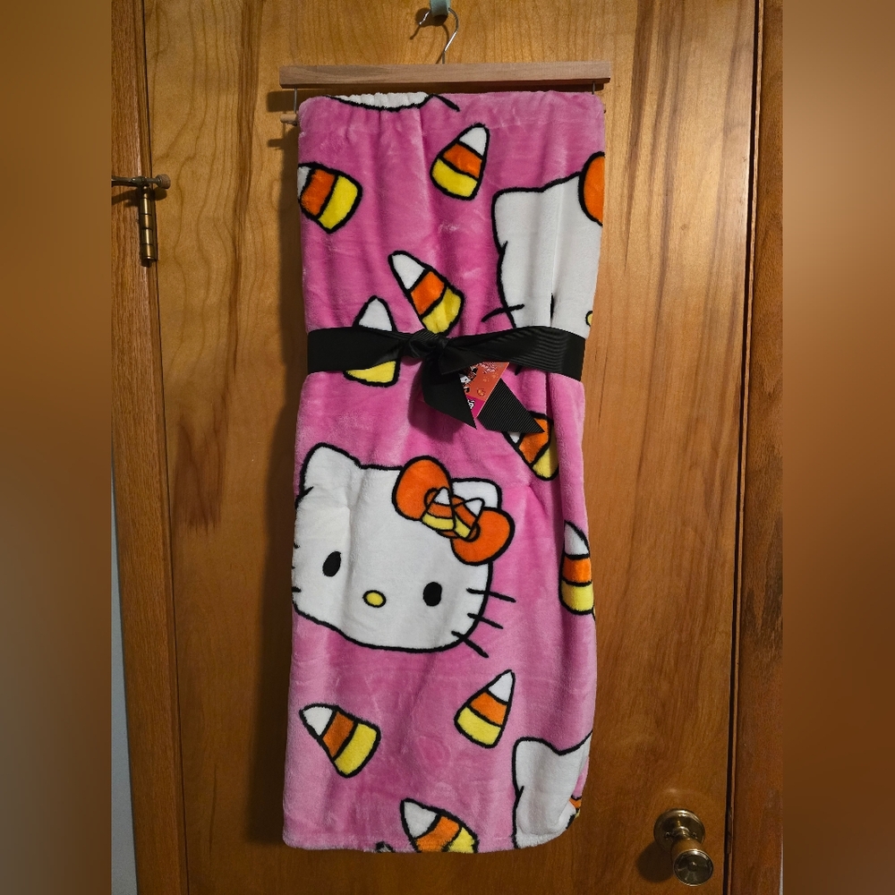 Hello Kitty Halloween Throw - 60" x 70"
